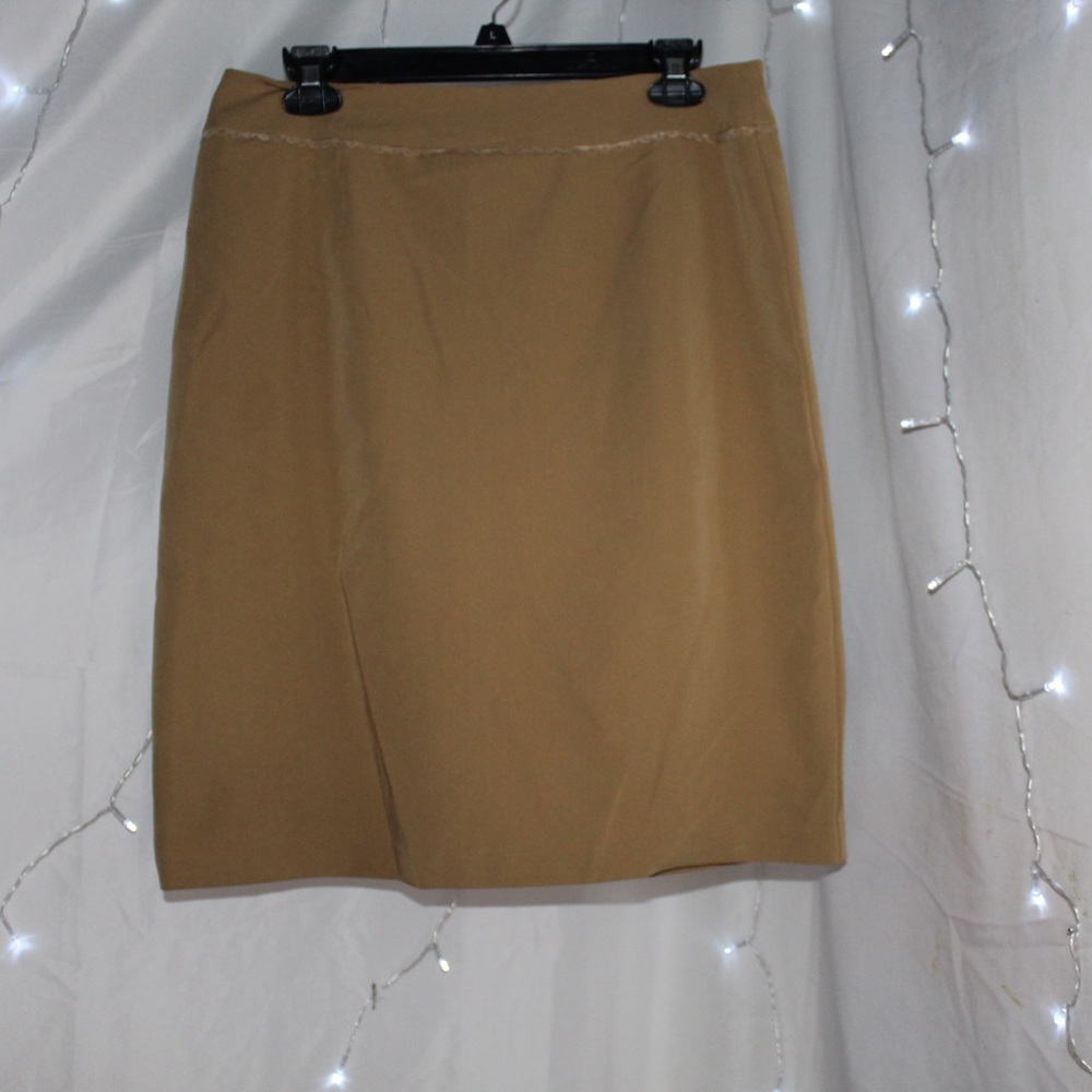 Classic Khaki skirt